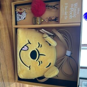 Disney Winnie the Pooh Yellow Crossbody Bag
